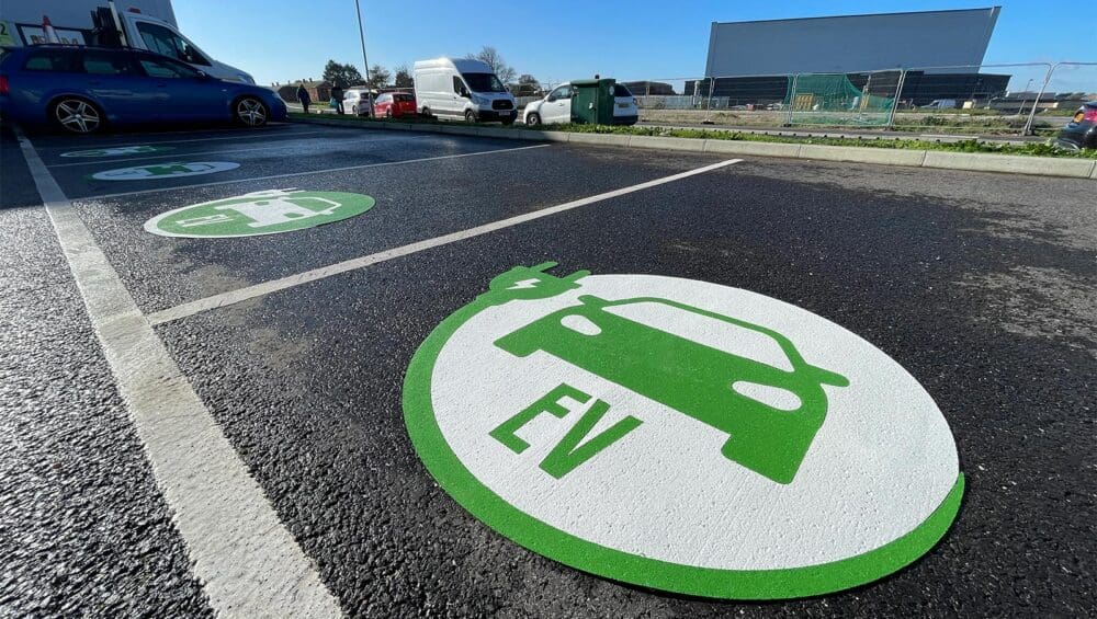 EV-Bay-Marking-4